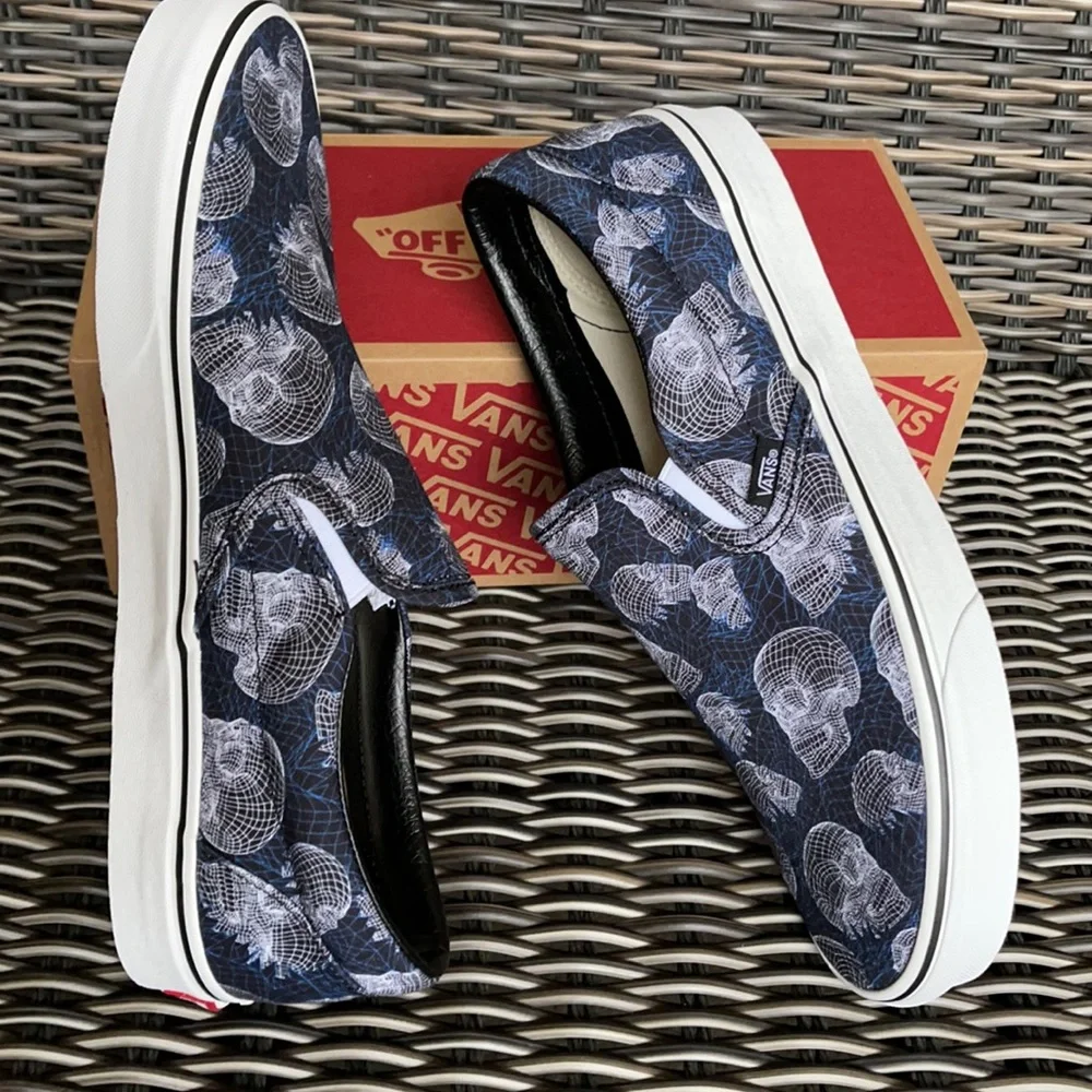 Vans Classic Slip-On Wireframe Skulls black/true White MENS - Picture 12 of 16